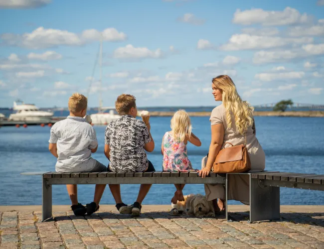 Familj i Färjestaden